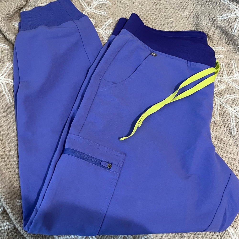 Figs jogger scrub pants